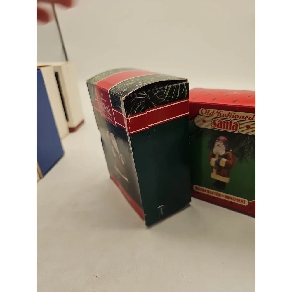 Vintage Christmas ornament Hallmark 1986 Old Fashioned Santa 2 Merry Olde Santa‎